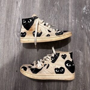 Converse Kids High-Top Sneakers with Black Heart Pattern